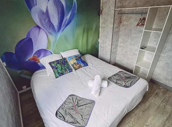 Gogh Gare By Joyca Privee * Épinal