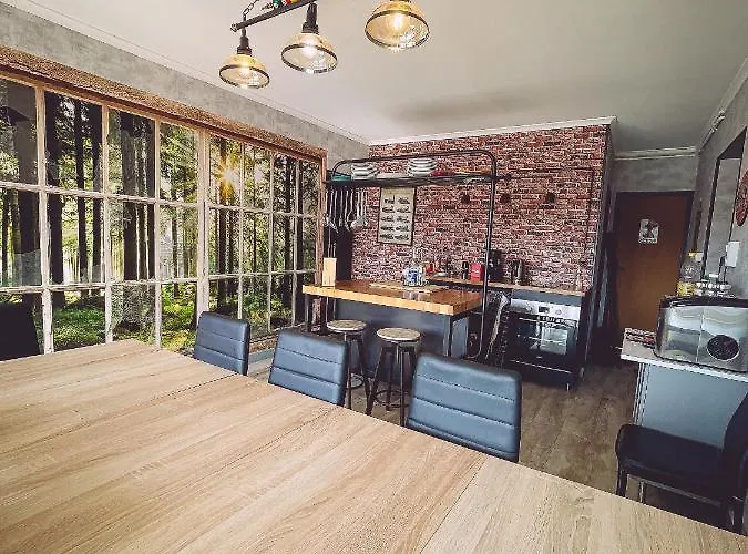 Gogh Gare By Joyca Privee *