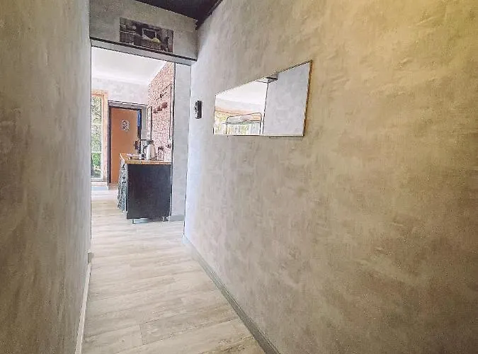 Penzion Gogh Gare By Joyca Privee *