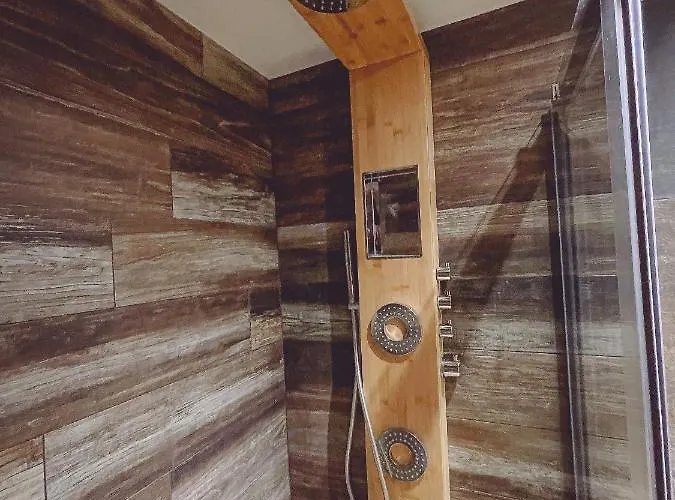 Gogh Gare By Joyca Privee Épinal